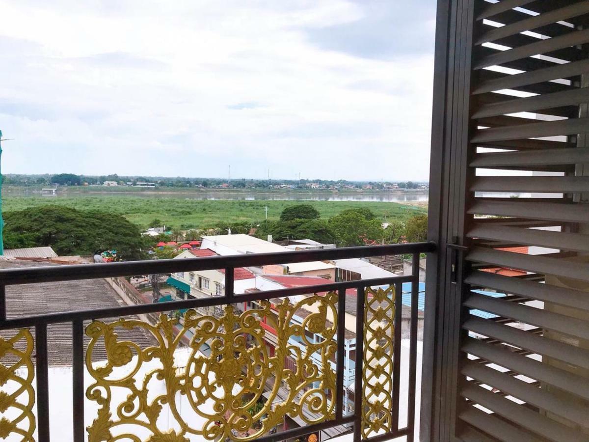 Aaron Vientiane Hotel Экстерьер фото