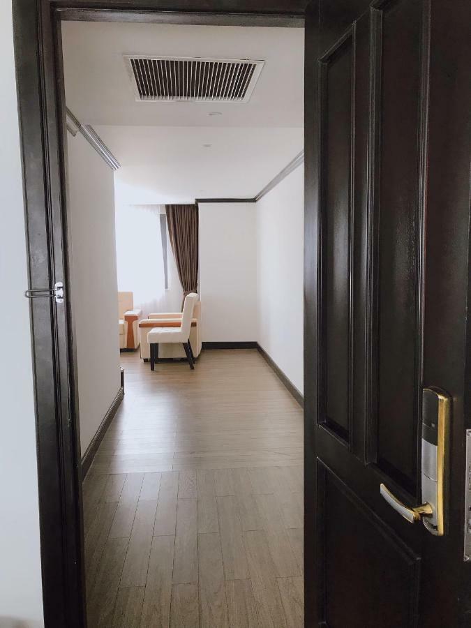 Aaron Vientiane Hotel Экстерьер фото